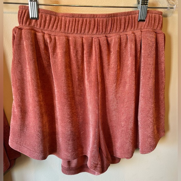 Kittenish 2 pc Lounge Set Sm/Med - Picture 7 of 8